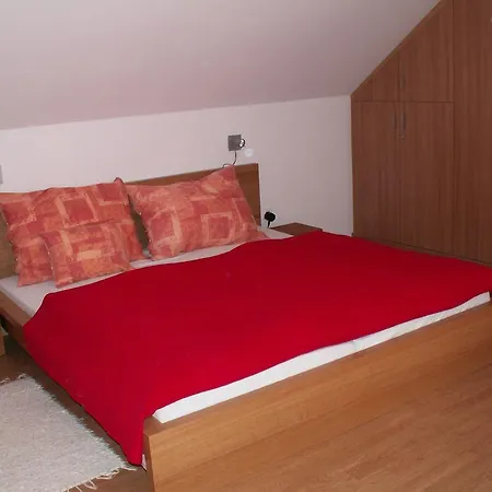 Guest house Sari Vendeghaz *